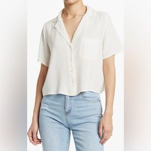 NWOT Abound Cropped Button Up Camp Shirt
